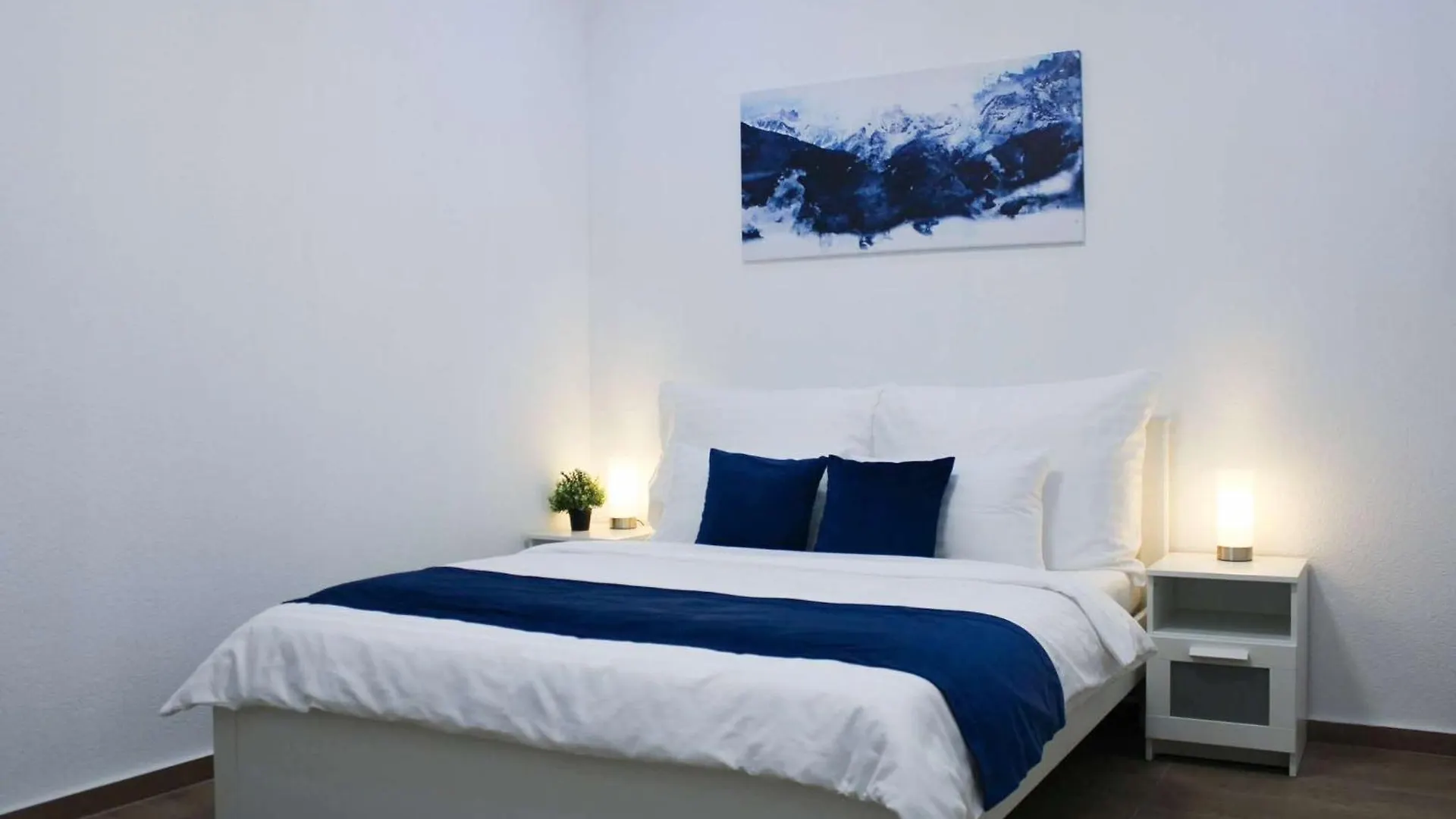 Lyly Apartment - Free Parking, Near The Metro Prague