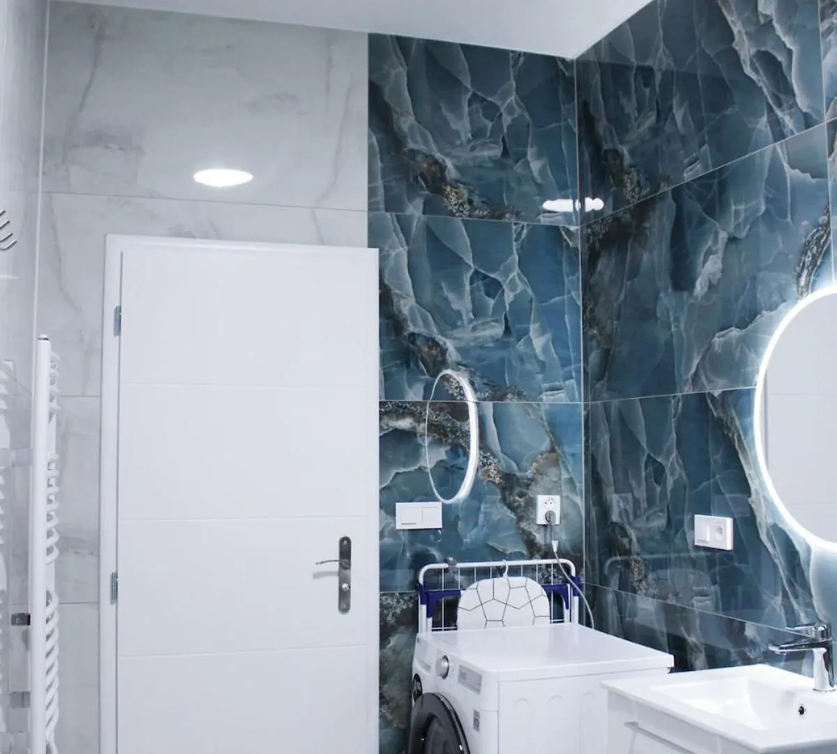Lyly Apartment - Free Parking, Near The Metro Prague Czech Republic
